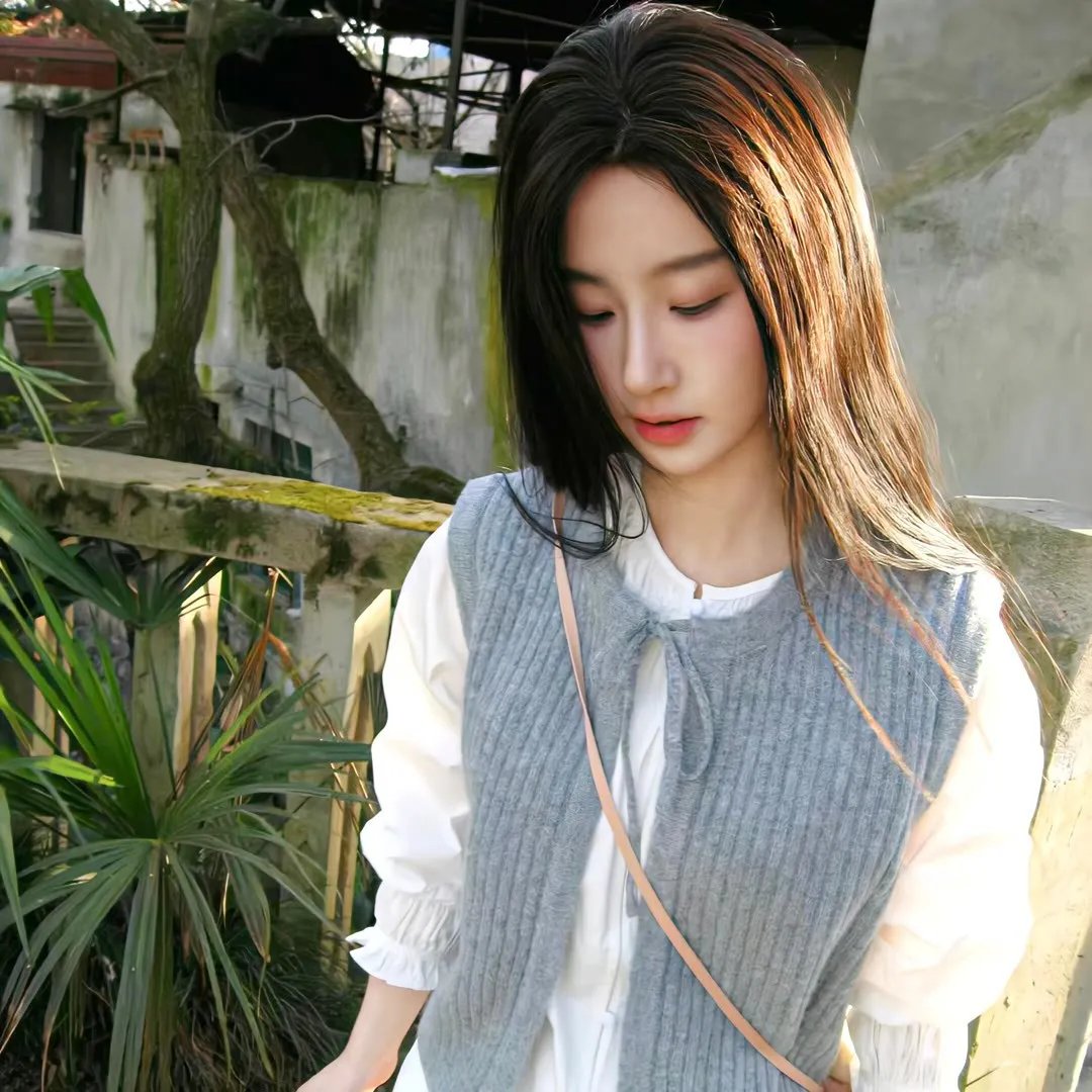 葛洛莉亚·贝尔